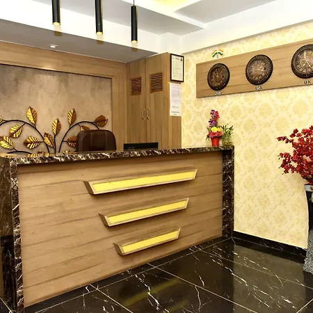 Hotel Royal King By Sky Stays-2