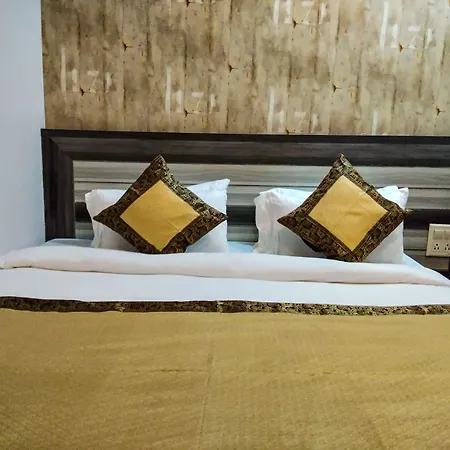Dwivedi Hotels Hotel Elena-3
