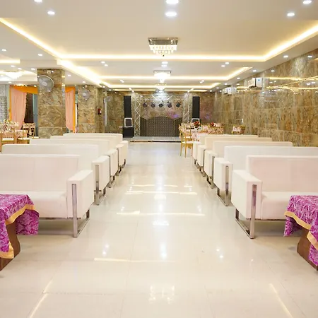 Dwelling Residency Hotel, Near India Expo Mart Centre Greater Noida-2