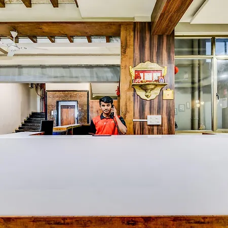 Treebo Shree Sai Suites - 2Km From Mahalaxmi Temple-2