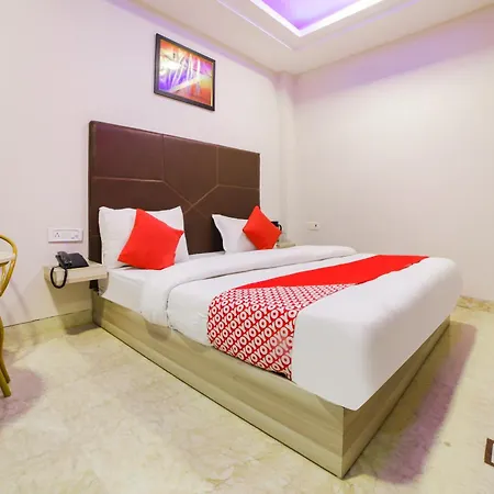 Hotel O The Sterling New Delhi Railway Station-2