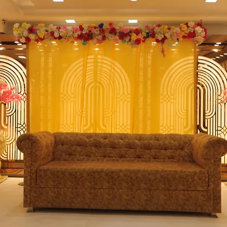 Golden Tree-3