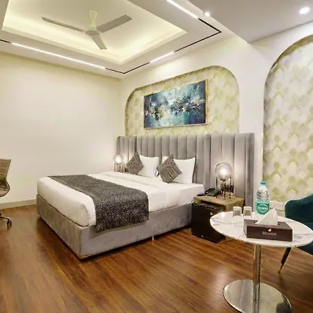 Hotel Premium Suites Near Delhi Airport-3