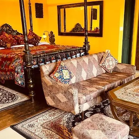 Habba Kadal Kashmiri Heritage Hotel & Hub-3