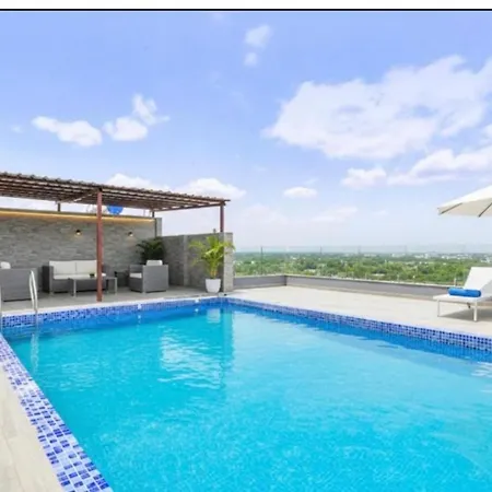 Mangal Hotel & Resorts Pool-2