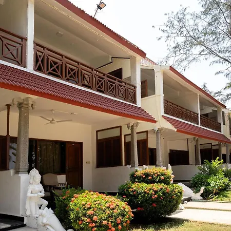 Sea Breeze Beach Resort-2