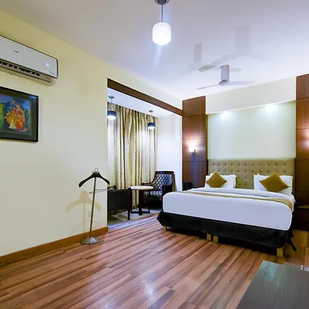 The Pamposh Hotel-3