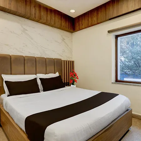 Super Townhouse V Hotel-3