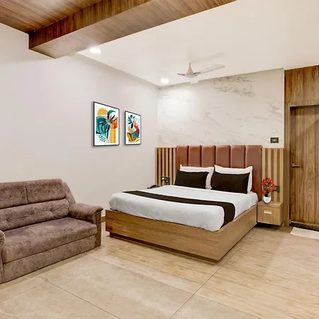 Super Townhouse V Hotel-2