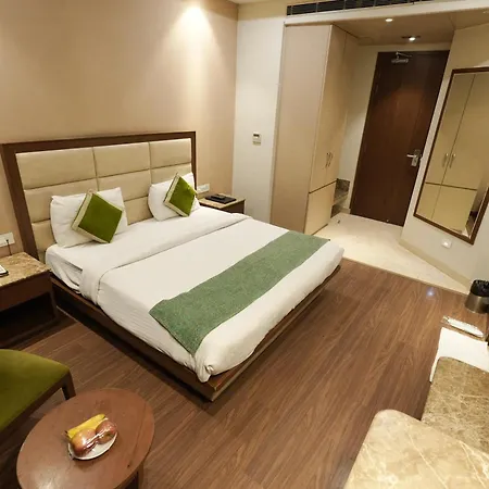 Maple Grand-2