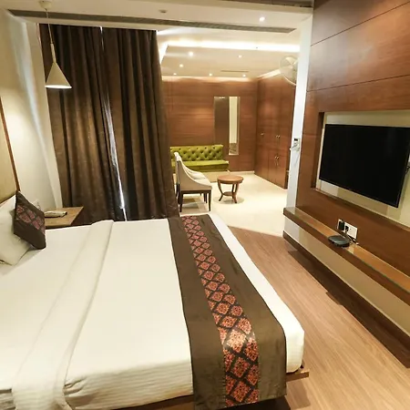 Maple Grand-2