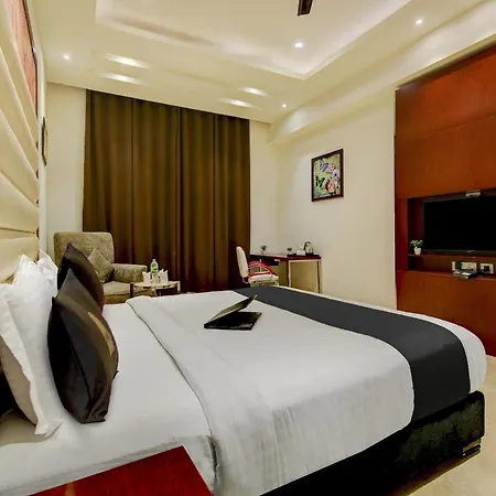 Super Townhouse Oak Hotel C Pearls-2