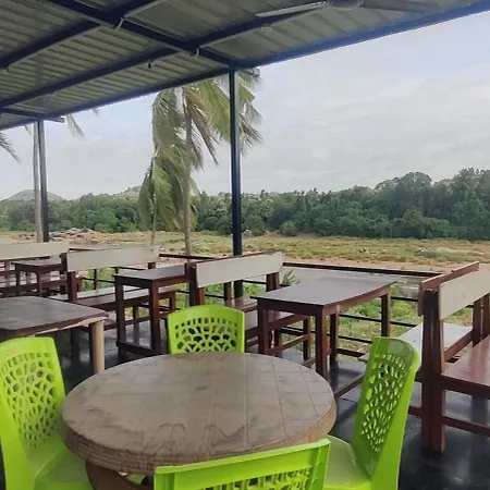 Archana Guest House River View-2