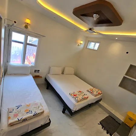 Temple View Guest House-2