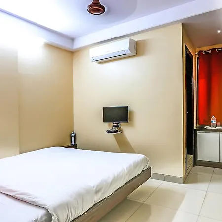 Collection O Kolhapur Central Bus Terminal Formerly Hotel Ashish Deluxe-2