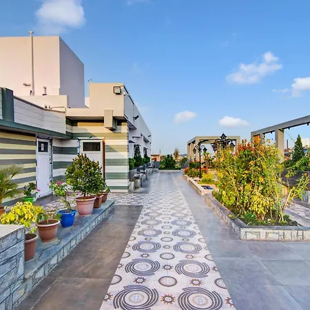 Palette - The Piku'S Paradise-2