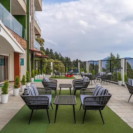 Perfectstayz Premium Seven Oaks Near Mall Road-2