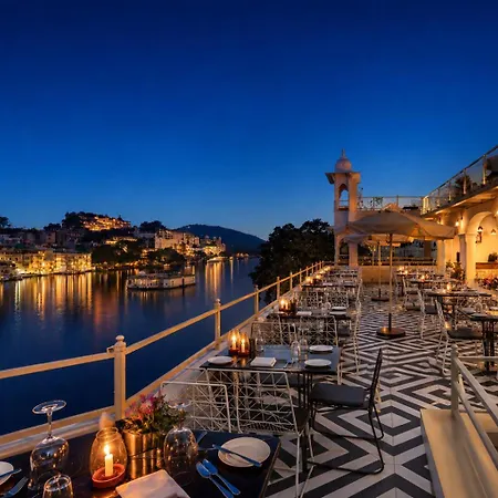 Sarovar - Lake Facing Boutique Hotel On Lake Pichola-2