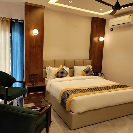 Emerald Suites-2