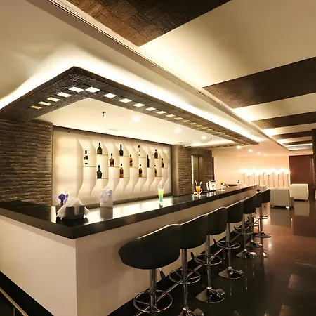 Golden Tulip Jaipur City Center-2
