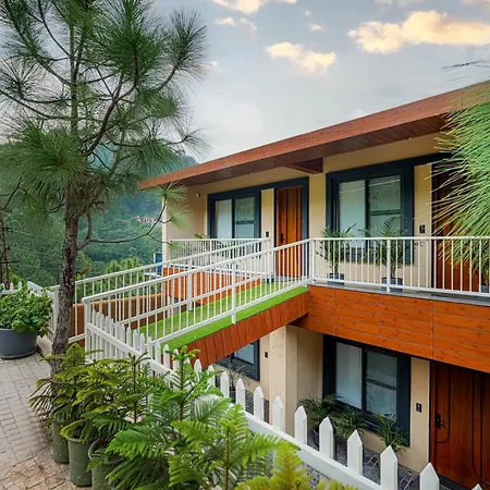 Jungle Lodge Resort & Spa-3
