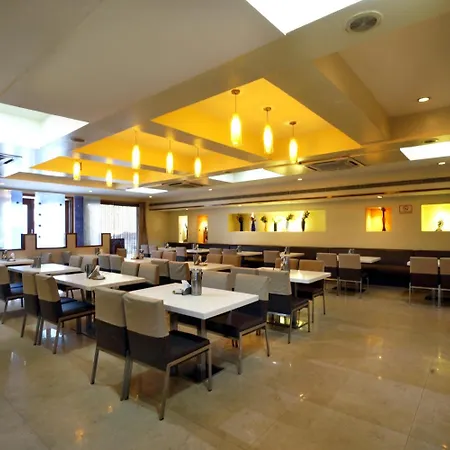 Hotel Geetha Regency-3