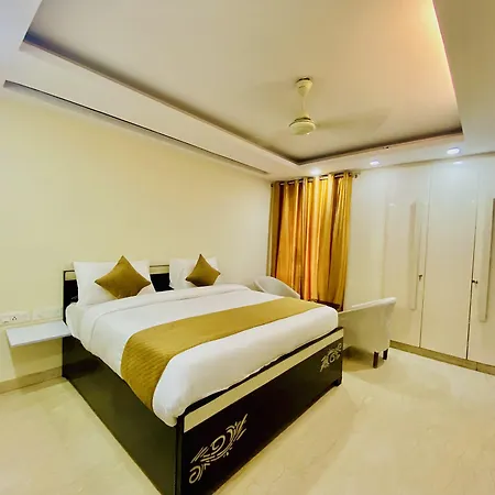 Hotel Castle Blue New Delhi Near Igi Airport-2