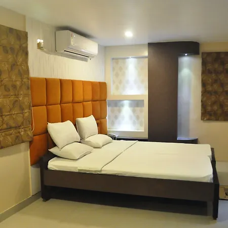 Hotel Eastern Plaza-3