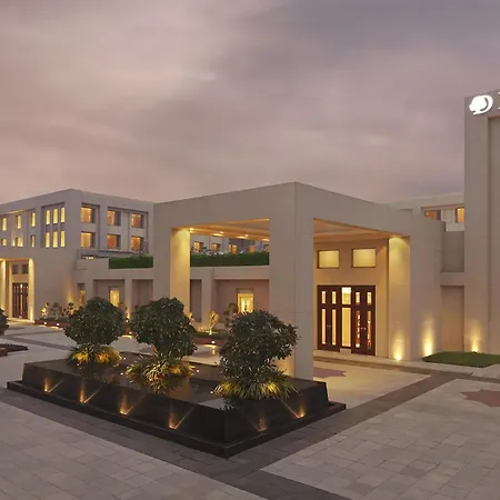 Doubletree By Hilton Agra-2