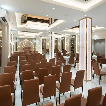 City Hotel-3