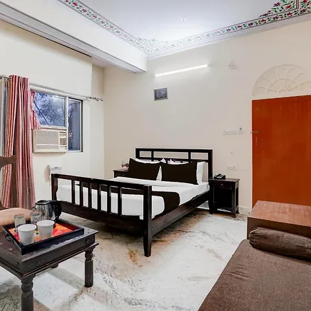 Townhouse Chandpole Metro Station Formerly Hotel Raghuraj Palace-2