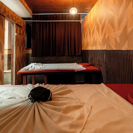 Treebo Premium Nova Candolim With Pool And Spa-2