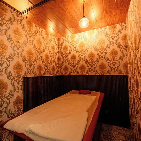 Treebo Premium Nova Candolim With Pool And Spa-3