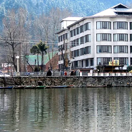 Welcome Hotel At Dal Lake-2