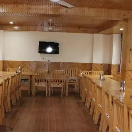 Hotel Manali Continental-2