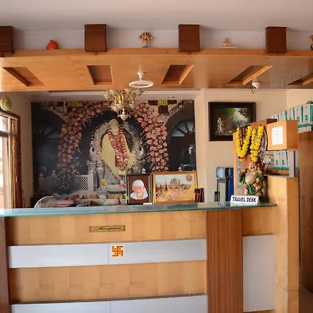Hotel Sai Varsha-3