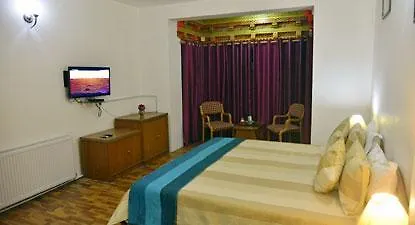 Hotel Mansarovar-2