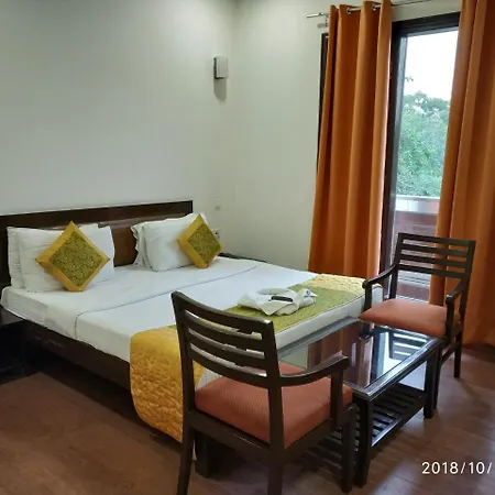 Golden Palm Suites-3