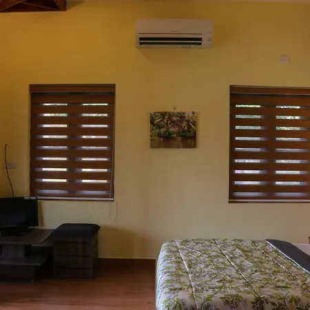 Water'S Edge Villas-3