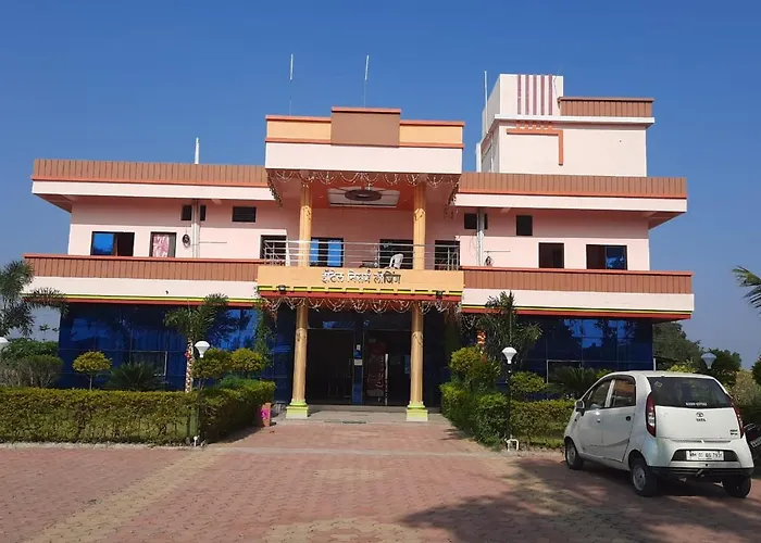 Hotel Nisarg Lodging And Restaurant