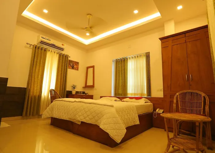 Sapphire Inn