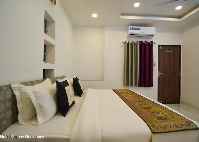 Hotel Keshav Residency