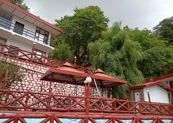 New Orange Tree Classic Fall In Mussoorie With Pool & Parking