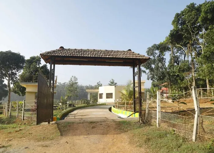 Cs County Resort