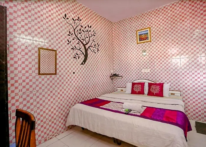 The Trekkers Hostel - Dehradun