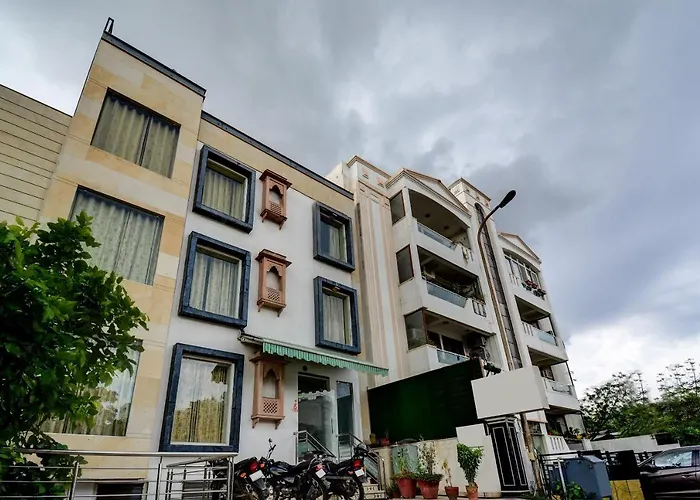 Oyo Flagship Hotel Taurus