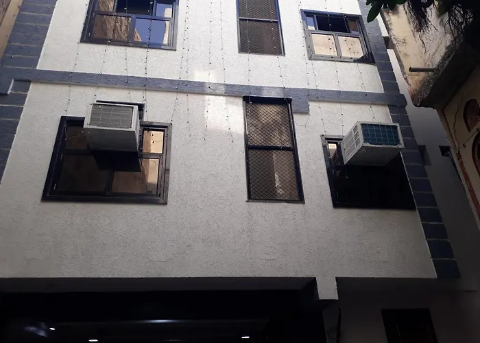 Hotel Chouhan Paradise
