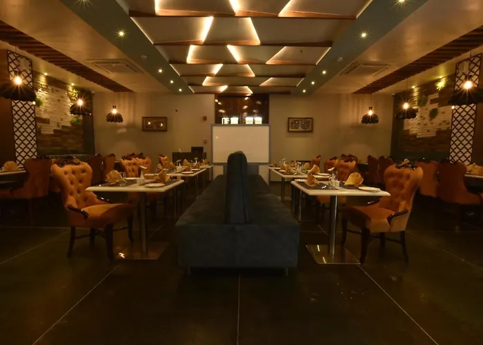 Regenta Inn Sambalpur, Farm Road