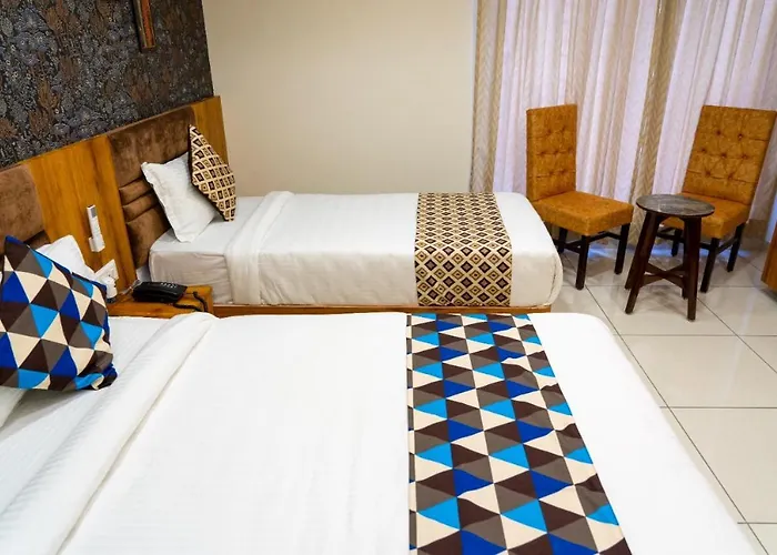 Hotel Lee Grand