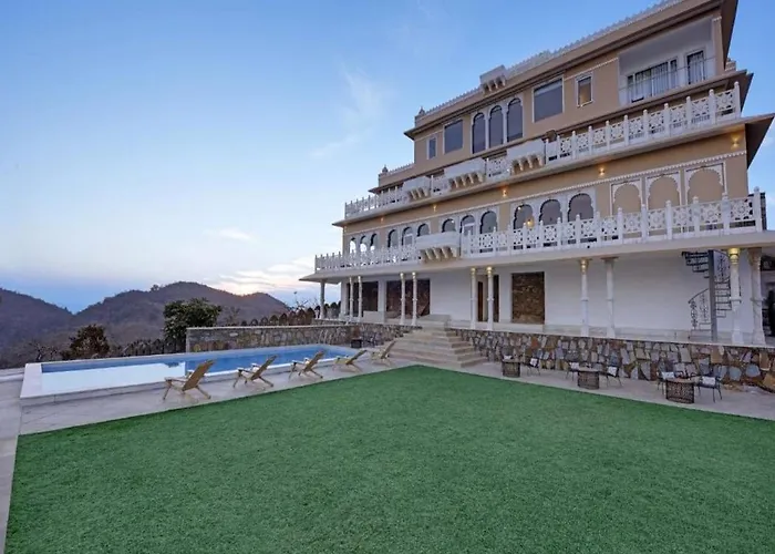 Fateh Safari Suites By Fateh Collection